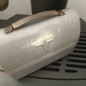 1950's Vintage Lunch Pail
